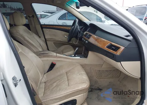 2008 BMW 528I z USA, uszkodzony, nr VIN WBANU53588C115953